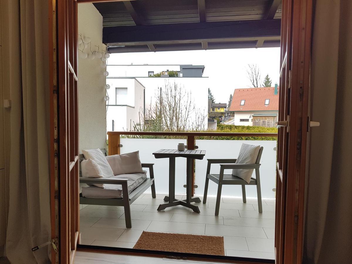 Wohnung Mit Balkon In Velden - Appartment Berge Bytilly Фельден-ам-Вёртер-Зе Экстерьер фото